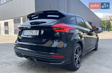 Хетчбек Ford Focus 2016 в 