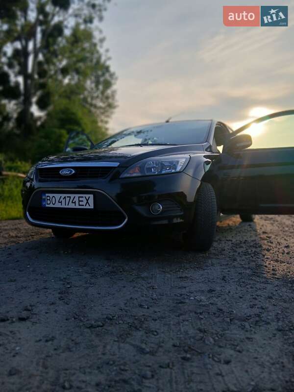 Универсал Ford Focus 2010 в Дубно