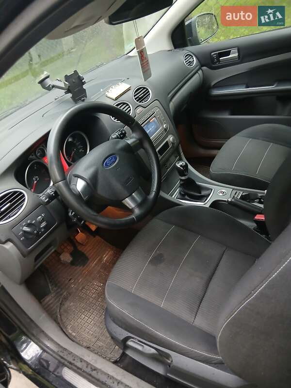 Универсал Ford Focus 2010 в Дубно