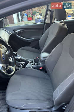 Универсал Ford Focus 2012 в 