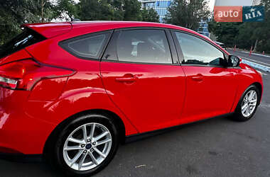 Хэтчбек Ford Focus 2016 в 