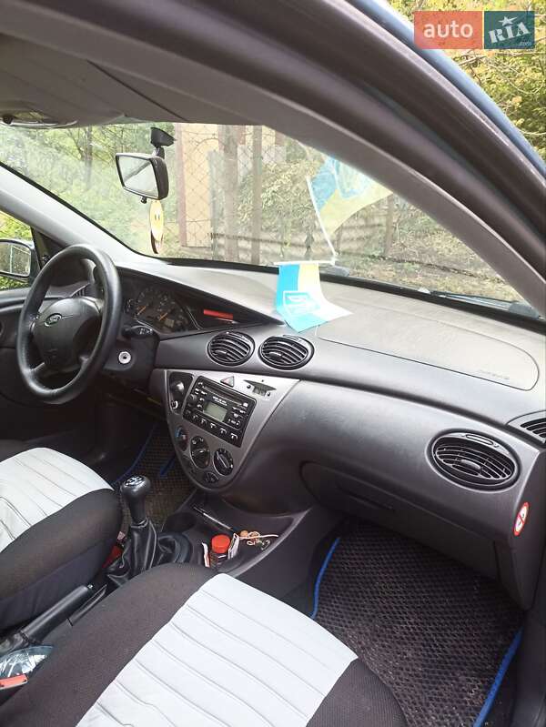 Універсал Ford Focus 2003 в Дрогобичі
