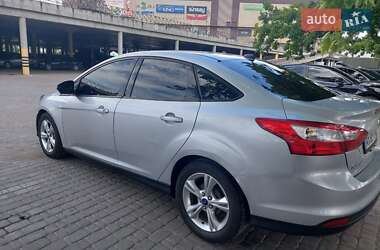 Седан Ford Focus 2013 в 