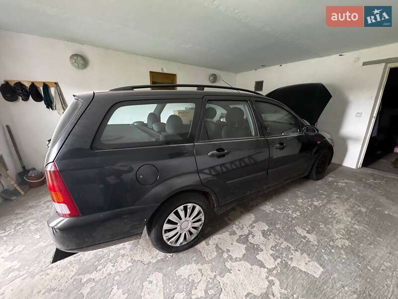 Универсал Ford Focus 2001 в 