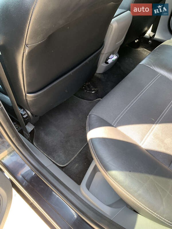 Хэтчбек Ford Focus 2008 в Самборе фото 26 Хэтчбек Ford Focus 2008 в Самборе