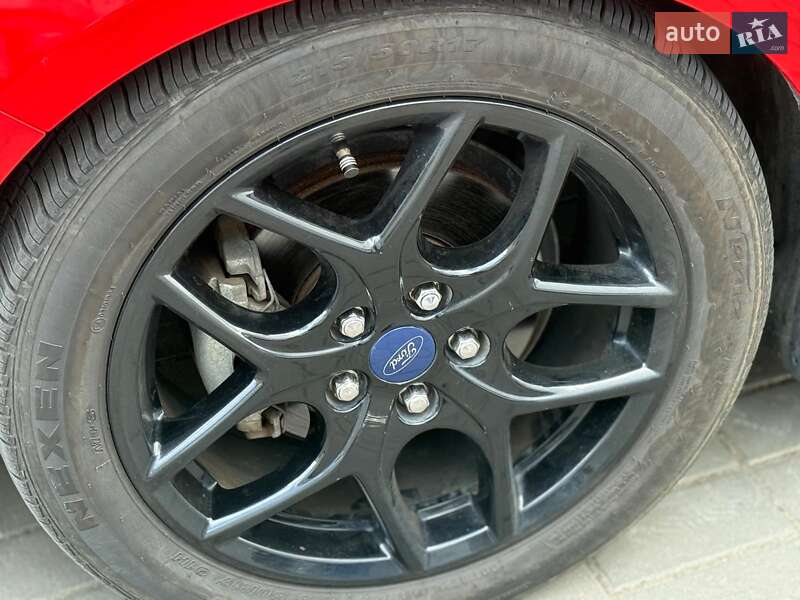 Хетчбек Ford Focus 2016 в Одесі