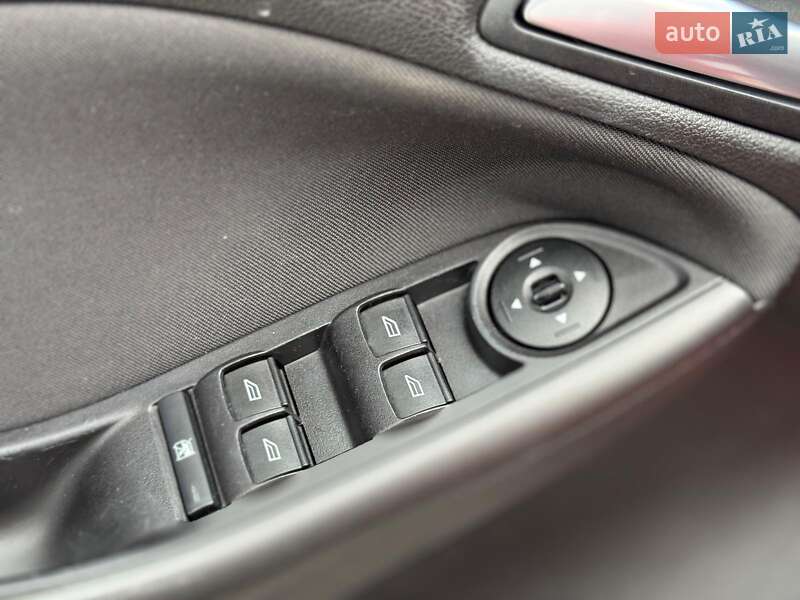 Хетчбек Ford Focus 2016 в Одесі