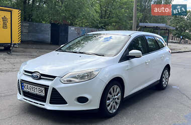 Универсал Ford Focus 2014 в 