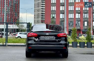 Седан Ford Focus 2016 в 