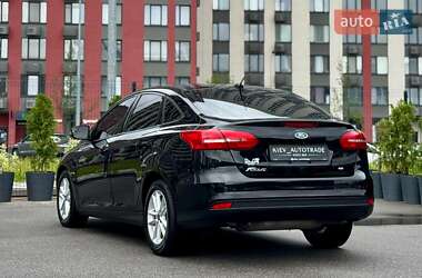 Седан Ford Focus 2016 в 