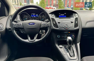 Седан Ford Focus 2016 в 