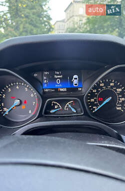 Седан Ford Focus 2016 в 