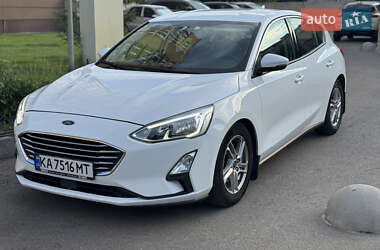 Хэтчбек Ford Focus 2018 в 