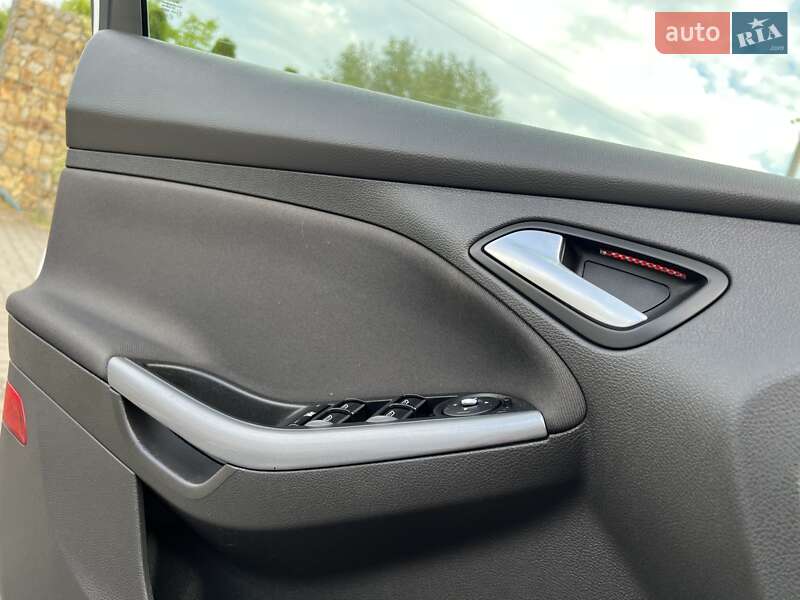 Хетчбек Ford Focus 2014 в Стрию