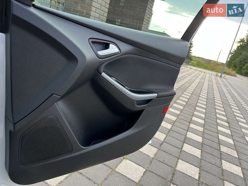 Хетчбек Ford Focus 2014 в Стрию