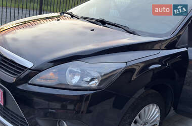 Универсал Ford Focus 2010 в 