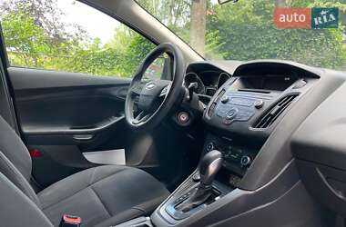 Седан Ford Focus 2016 в 