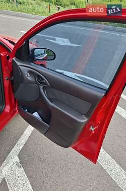 Универсал Ford Focus 2002 в 