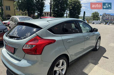Хэтчбек Ford Focus 2013 в 