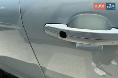 Хэтчбек Ford Focus 2013 в 