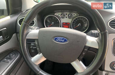 Универсал Ford Focus 2010 в 