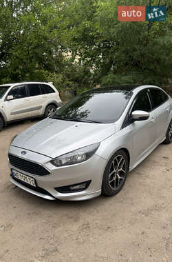 Седан Ford Focus 2016 в Днепре