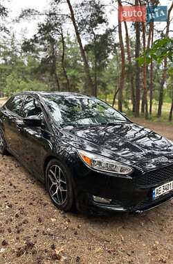 Седан Ford Focus 2015 в 