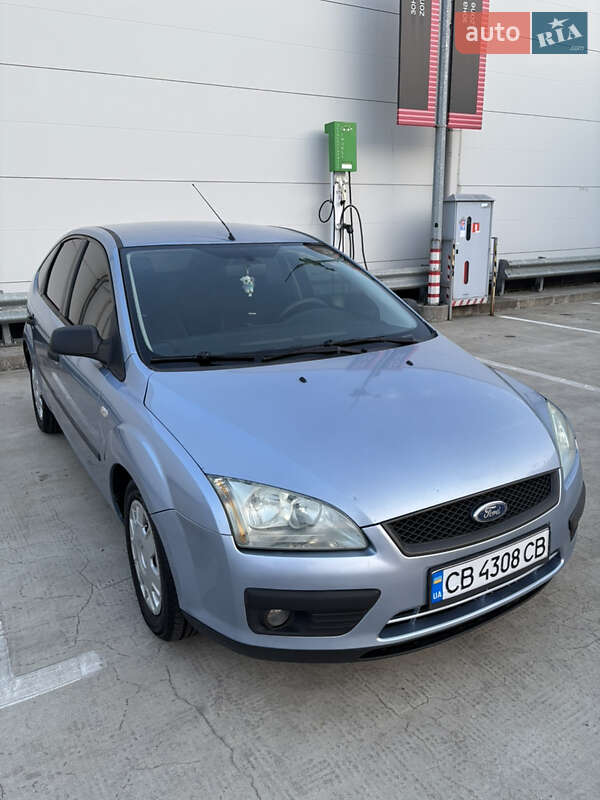 Хэтчбек Ford Focus 2005 в Киеве