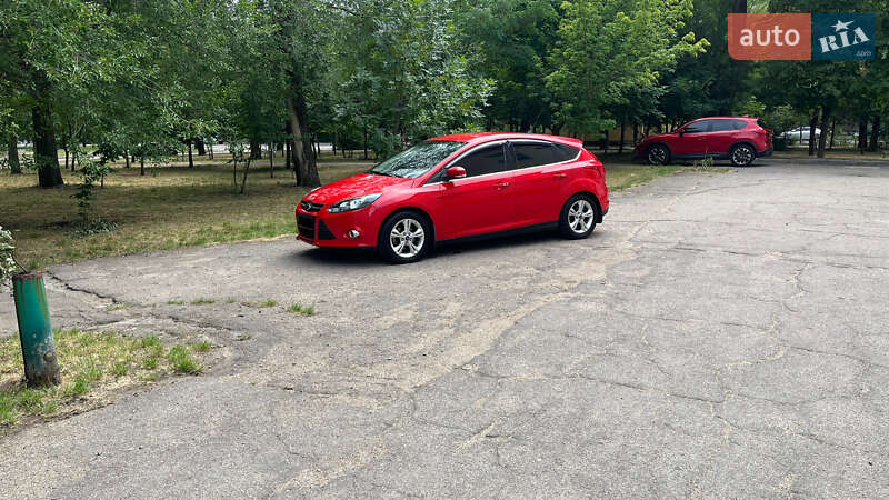 Хэтчбек Ford Focus 2012 в Львове
