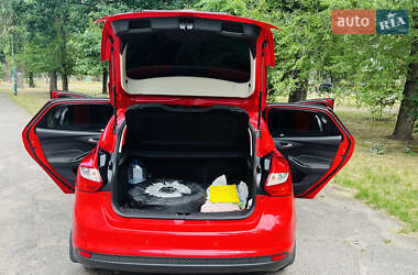 Хэтчбек Ford Focus 2012 в Львове