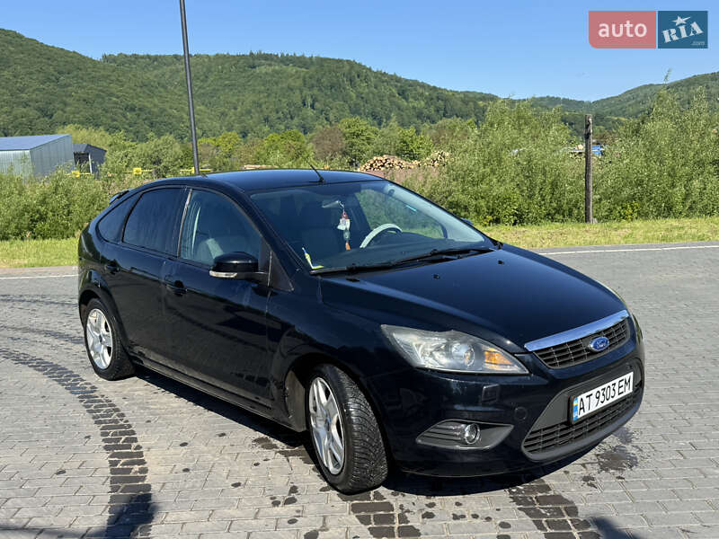 Хетчбек Ford Focus 2009 в Вигоді