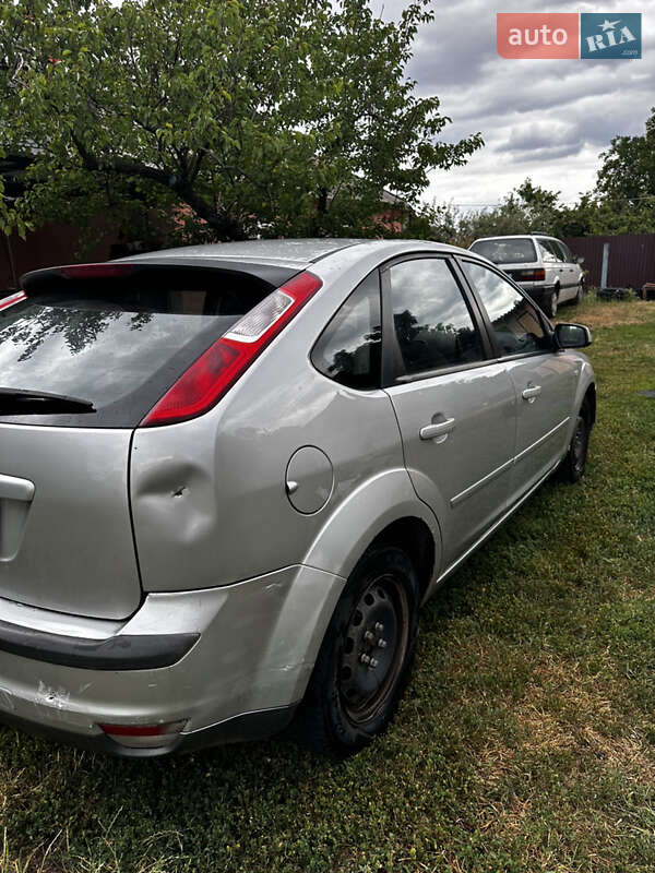 Хэтчбек Ford Focus 2006 в Полтаве