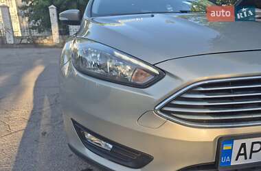 Седан Ford Focus 2016 в 