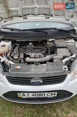 Хэтчбек Ford Focus 2011 в 