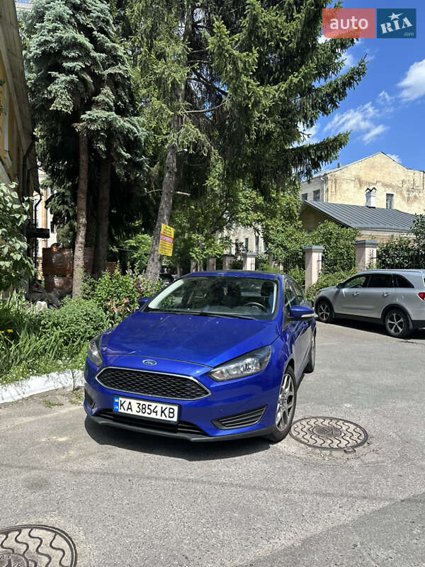 Седан Ford Focus 2015 в Киеве