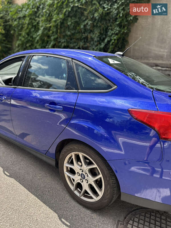 Седан Ford Focus 2015 в Киеве