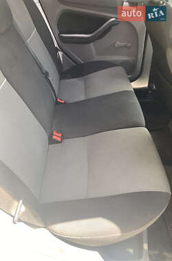 Универсал Ford Focus 2010 в 