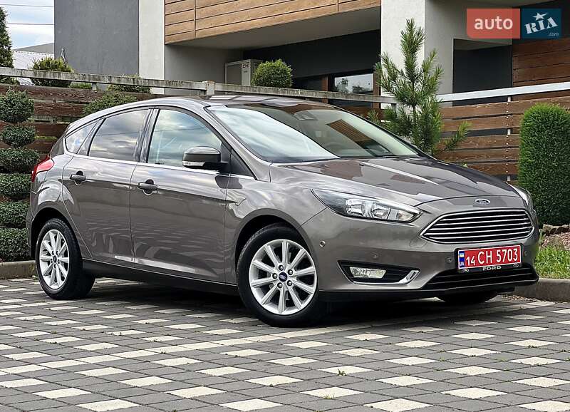 Хэтчбек Ford Focus 2016 в 