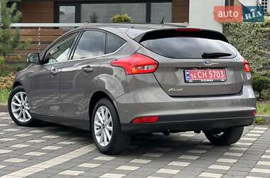 Хэтчбек Ford Focus 2016 в 