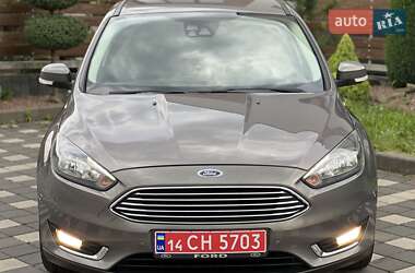 Хэтчбек Ford Focus 2016 в 