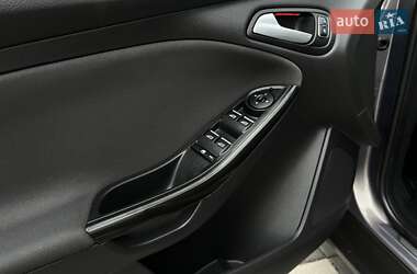 Хэтчбек Ford Focus 2016 в 