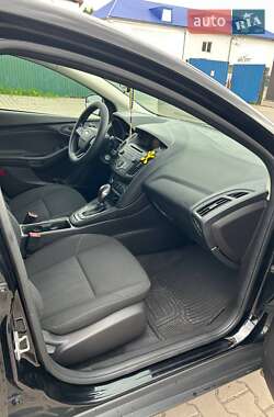 Седан Ford Focus 2016 в 