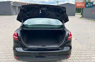 Седан Ford Focus 2016 в 