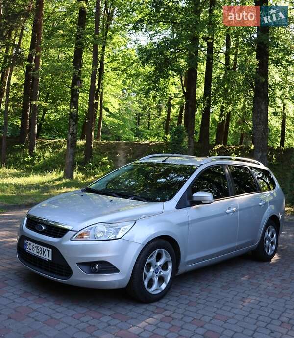 Универсал Ford Focus 2010 в 
