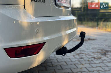 Хэтчбек Ford Focus 2009 в 