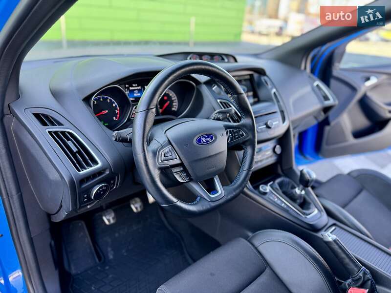 Хэтчбек Ford Focus 2016 в Киеве