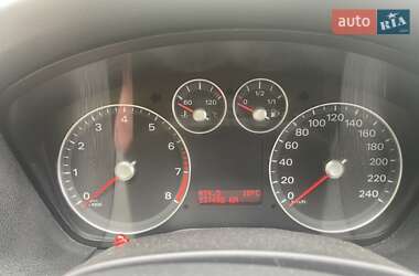 Хэтчбек Ford Focus 2007 в 