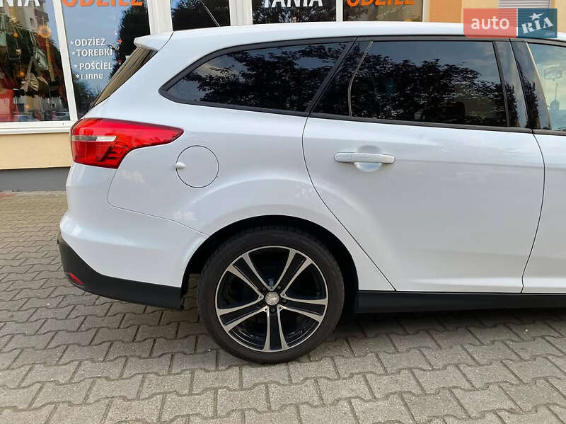 Универсал Ford Focus 2015 в Львове фото 6 Универсал Ford Focus 2015 в Львове