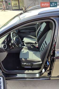 Универсал Ford Focus 2010 в 