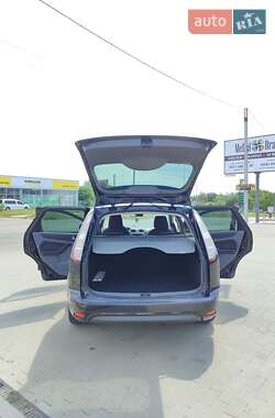 Универсал Ford Focus 2010 в 